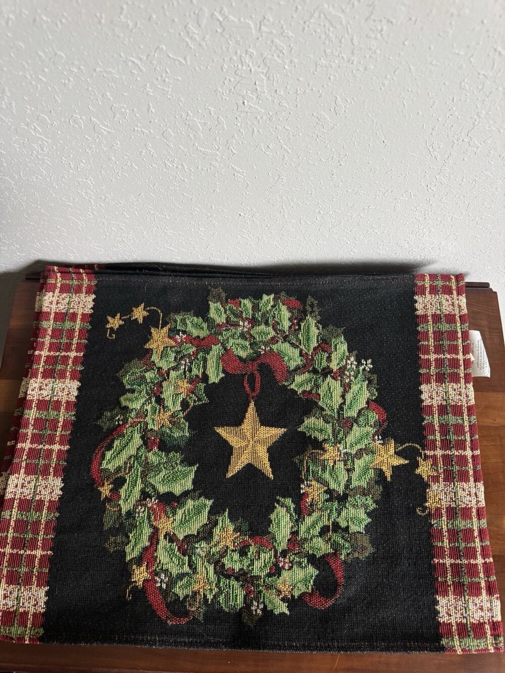 Set 4 Woven Tapestry CHRISTMAS TABLE Placemats Wreath Holiday Home 18”x13” Vtg